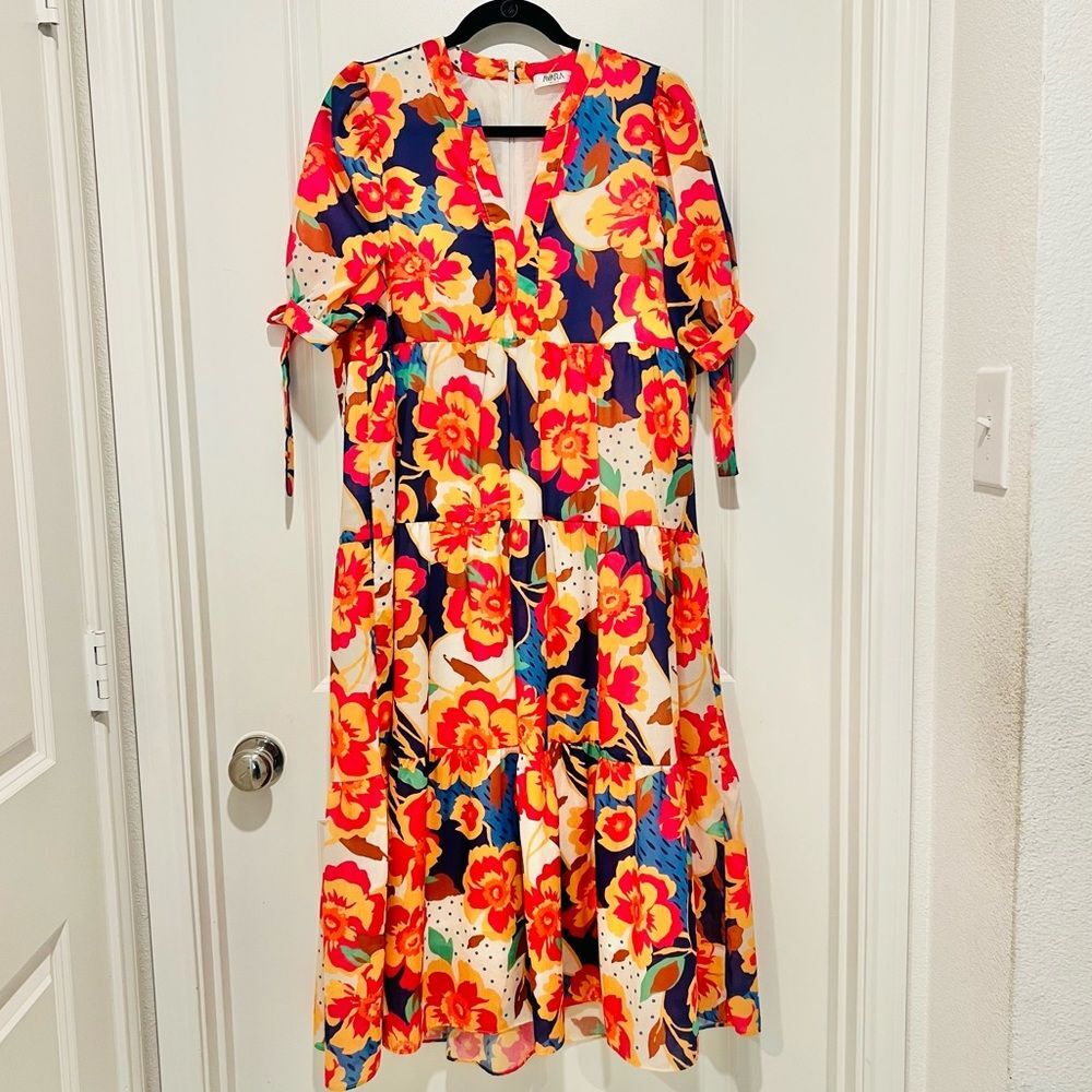NWOT Avara Floral Polkadot Tiered Maxi Dress Short Sleeve with Tie Sz. Medium